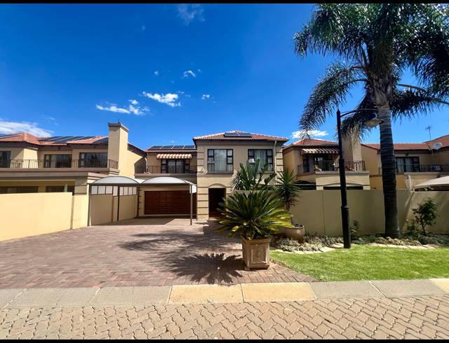 5 BEDROOM GATED ESTATE SOLD IN MULBARTON
